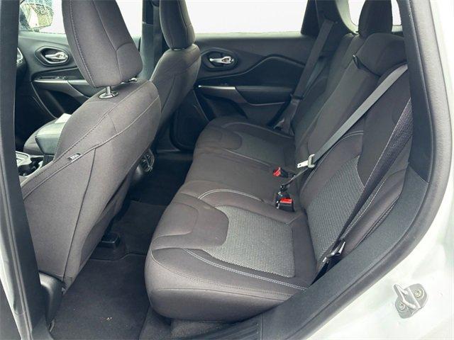 used 2020 Jeep Cherokee car, priced at $15,995