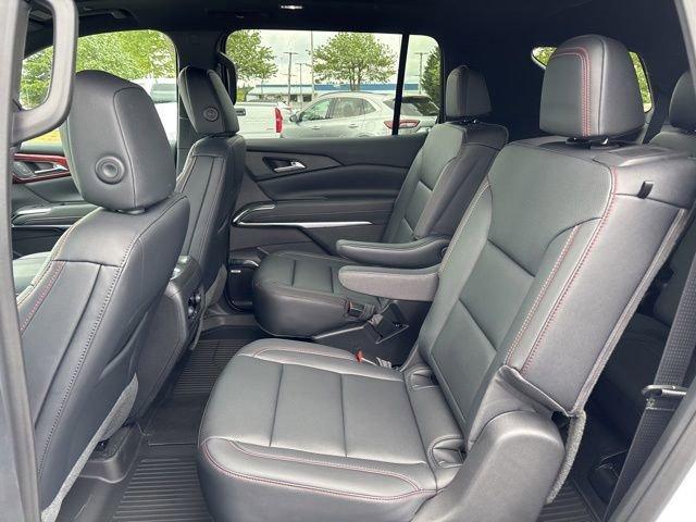 new 2026 Chevrolet Traverse car, priced at $55,301