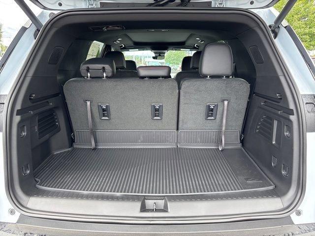new 2026 Chevrolet Traverse car, priced at $55,301
