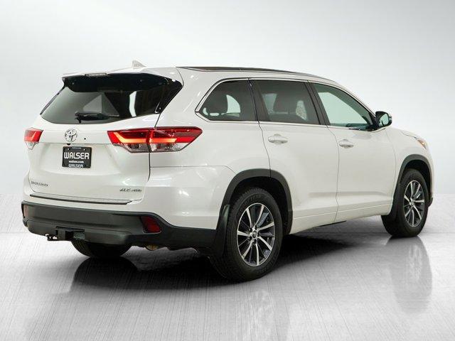 used 2018 Toyota Highlander car, priced at $22,998