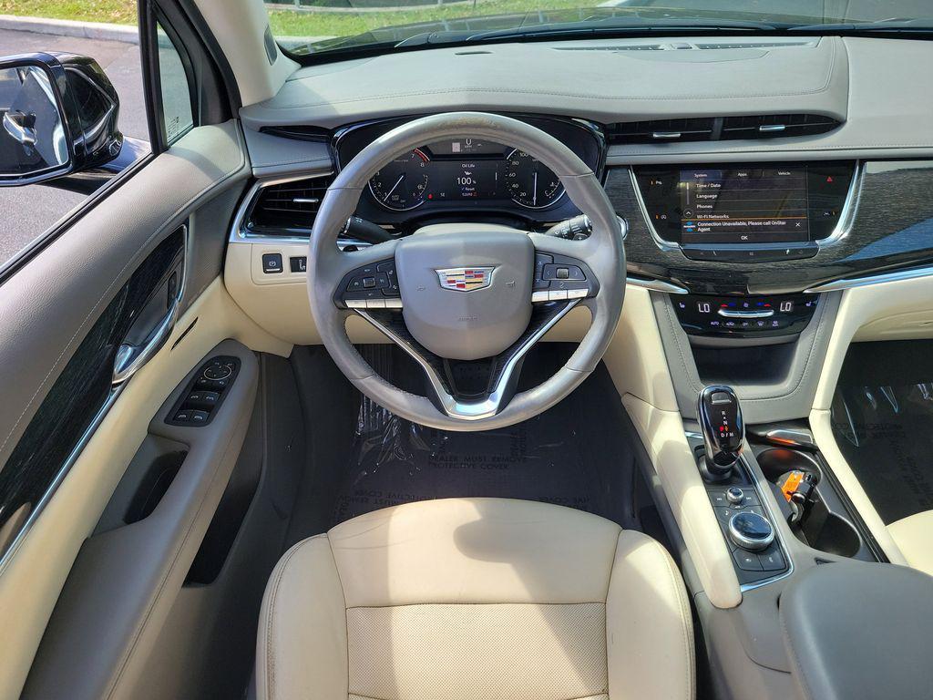 used 2021 Cadillac XT6 car, priced at $30,542