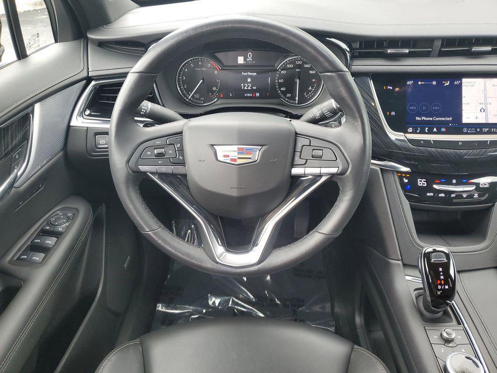 used 2021 Cadillac XT6 car, priced at $29,431