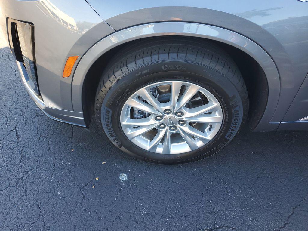 used 2021 Cadillac XT6 car, priced at $28,123