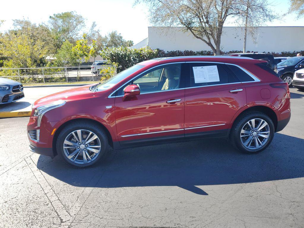 used 2020 Cadillac XT5 car, priced at $26,123