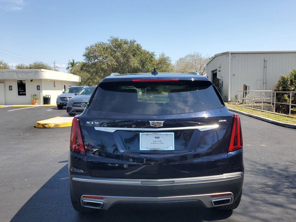 used 2021 Cadillac XT5 car, priced at $26,954
