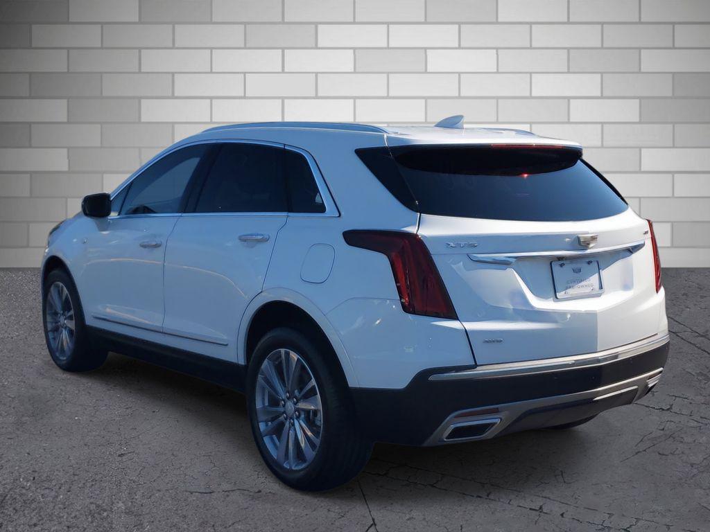 used 2025 Cadillac XT5 car, priced at $40,543