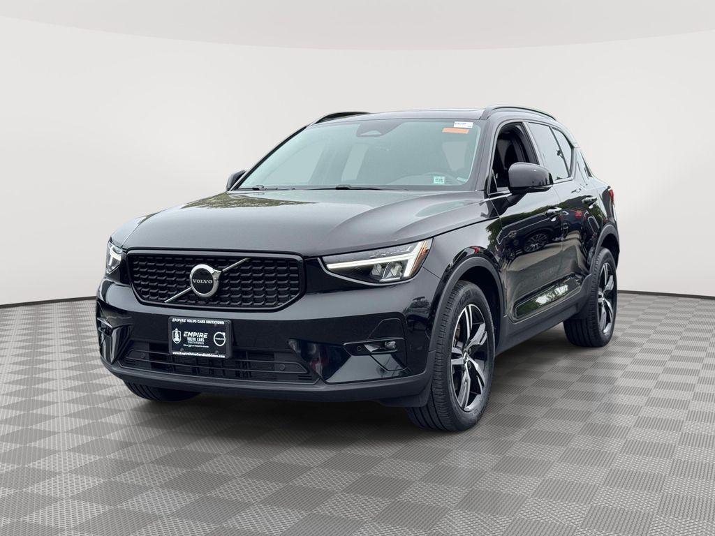 used 2023 Volvo XC40 car, priced at $31,500