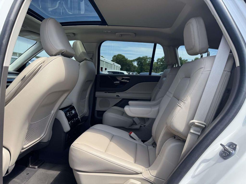 used 2023 Lincoln Aviator car, priced at $39,425