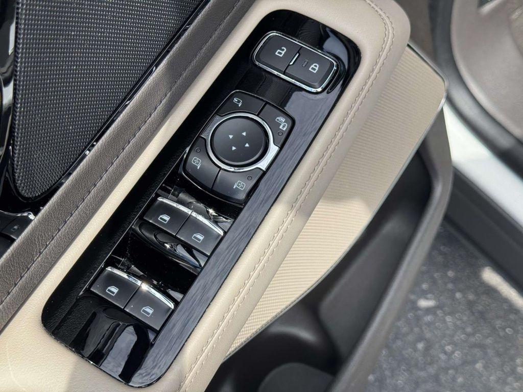 used 2023 Lincoln Aviator car, priced at $39,425