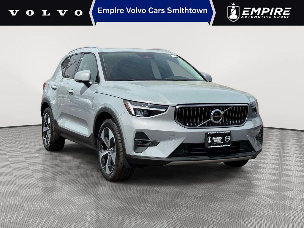 used 2025 Volvo XC40 car, priced at $33,750