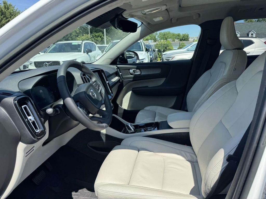 used 2023 Volvo XC40 car, priced at $28,675