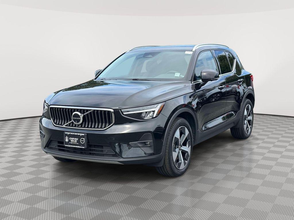 used 2024 Volvo XC40 car, priced at $32,175