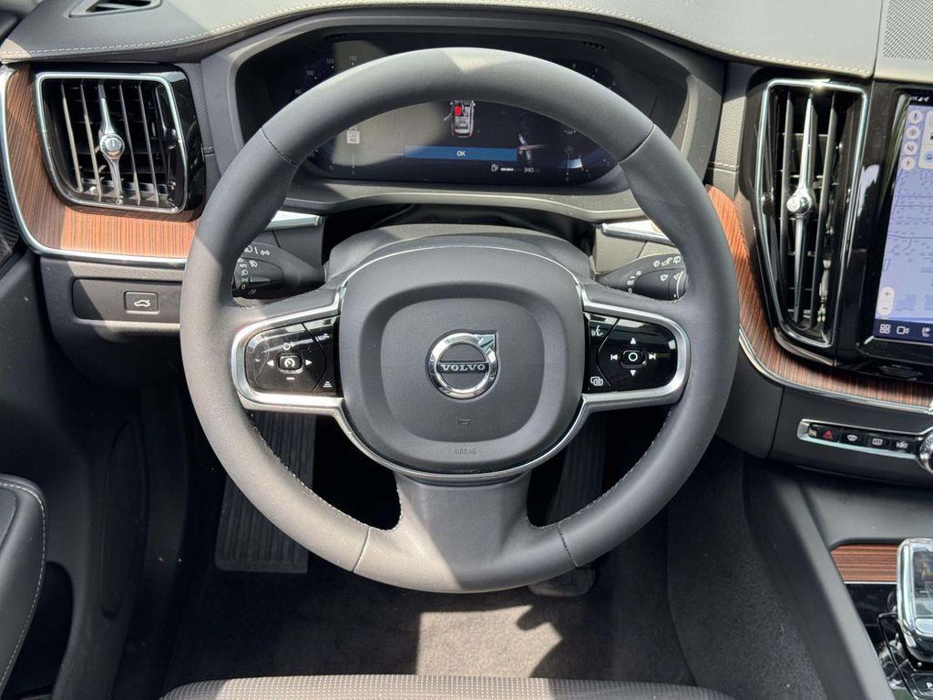 used 2023 Volvo XC60 car, priced at $40,000