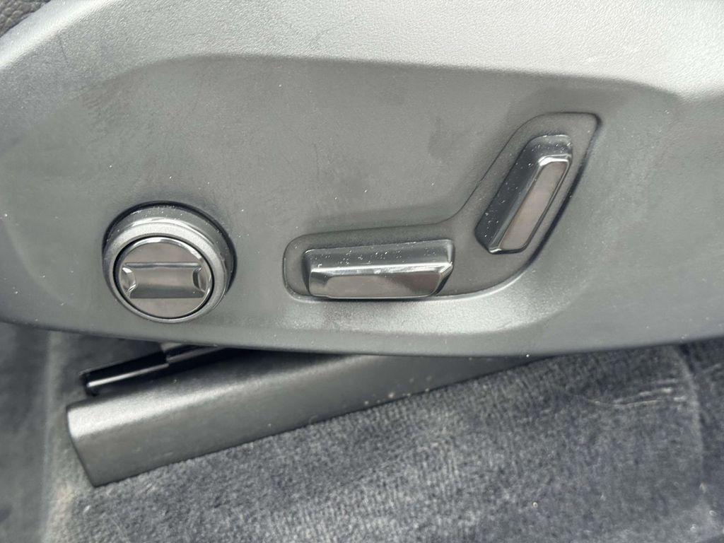 used 2023 Volvo XC90 car, priced at $39,425