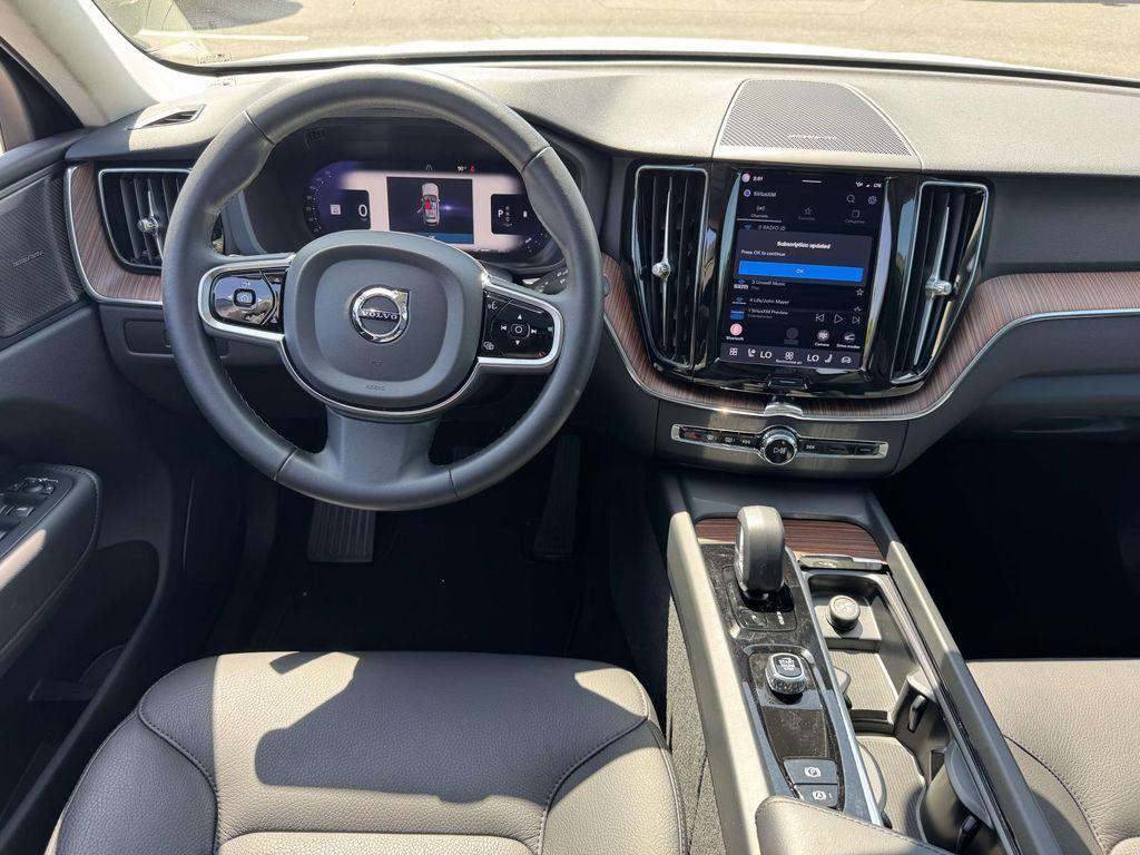 used 2024 Volvo XC60 car, priced at $38,675