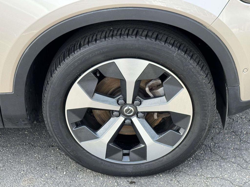 used 2023 Volvo XC40 car, priced at $29,250