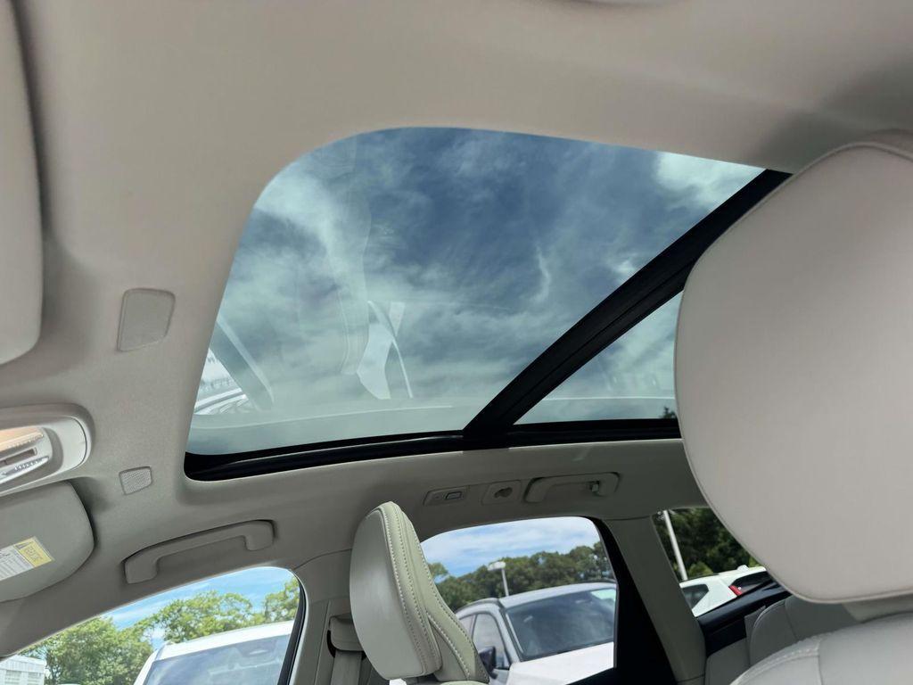 used 2024 Volvo XC60 car, priced at $43,175