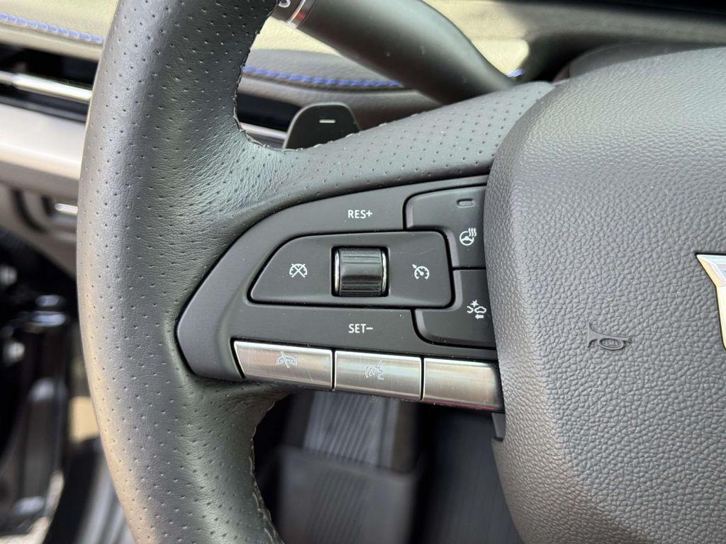 used 2024 Cadillac XT4 car, priced at $35,925