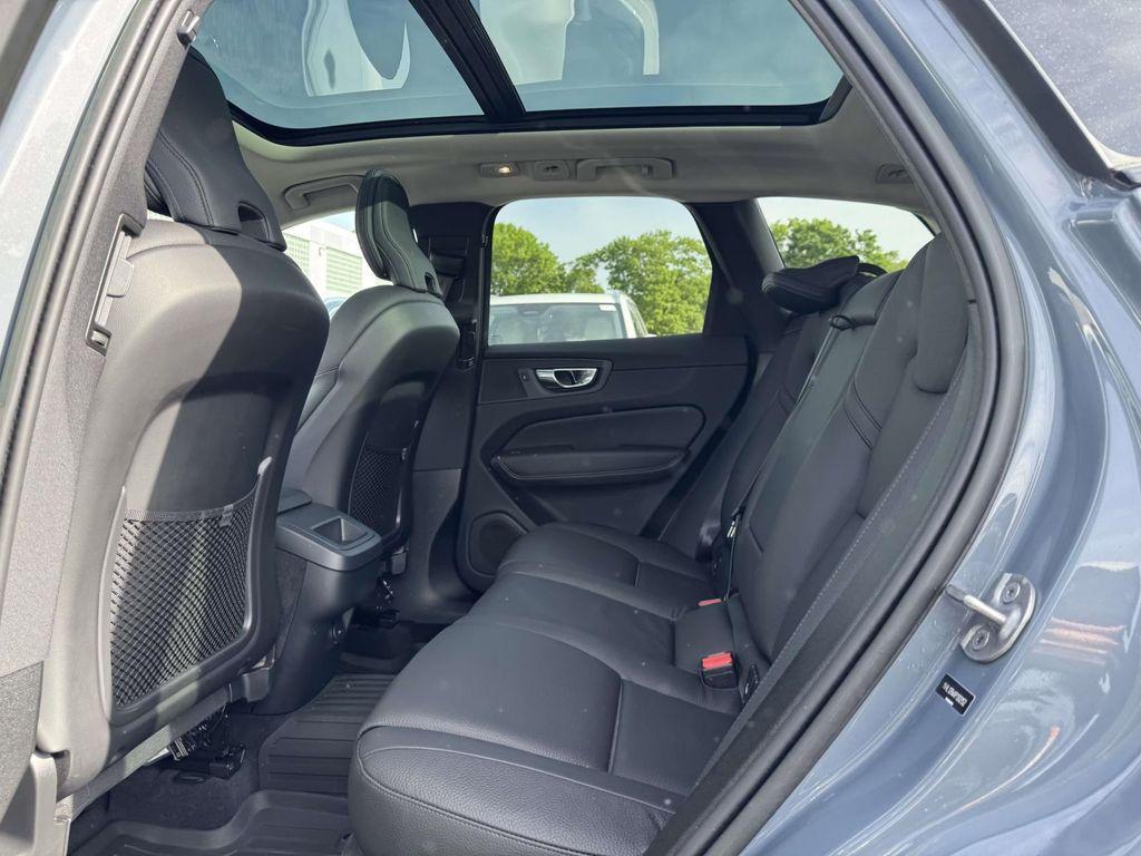 used 2023 Volvo XC60 car, priced at $35,925