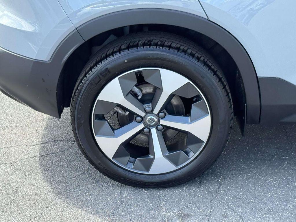 used 2026 Volvo XC40 car, priced at $42,750