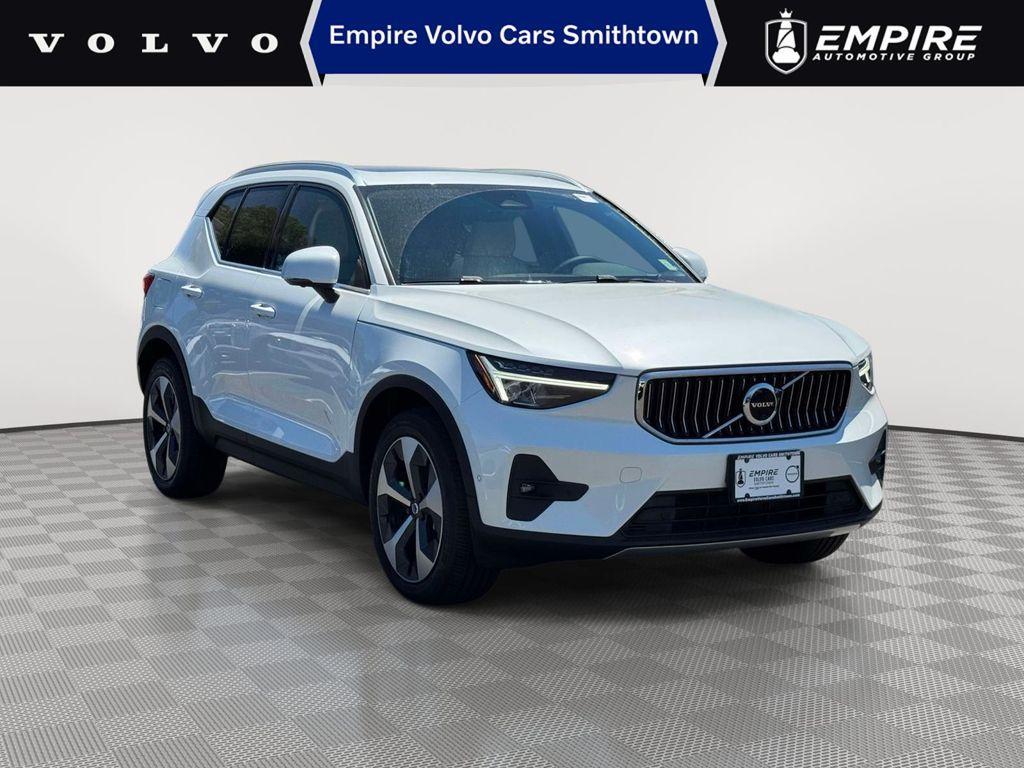 used 2023 Volvo XC40 car, priced at $32,500