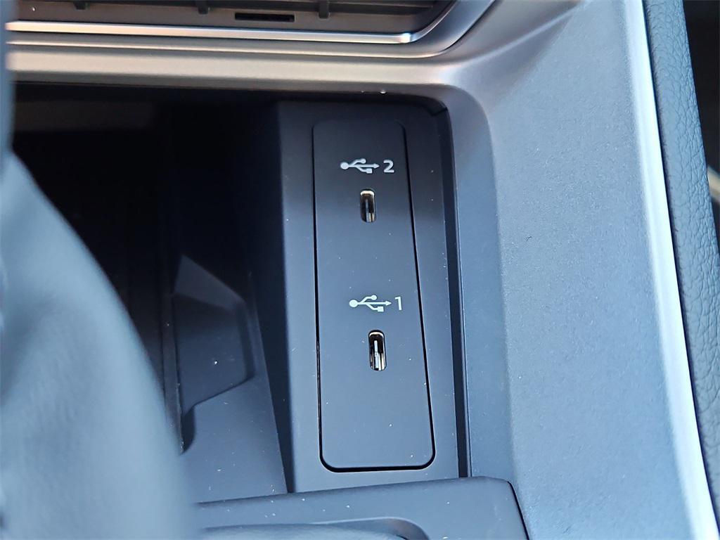 new 2025 Audi Q3 car, priced at $42,298