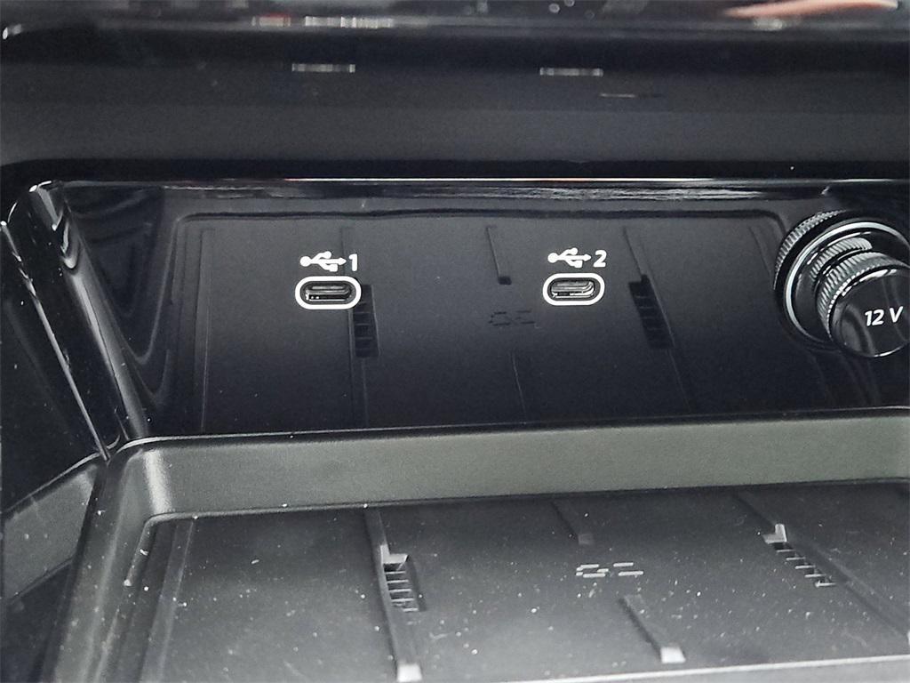 new 2025 Audi Q5 car, priced at $61,613