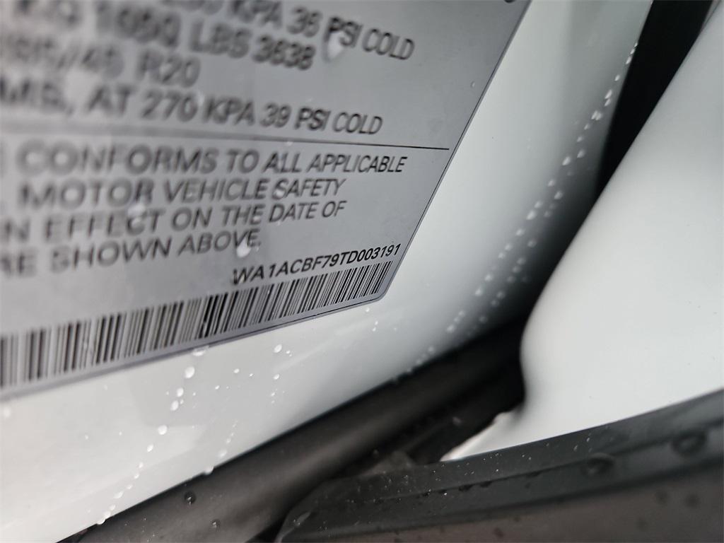 new 2026 Audi Q7 car, priced at $68,045