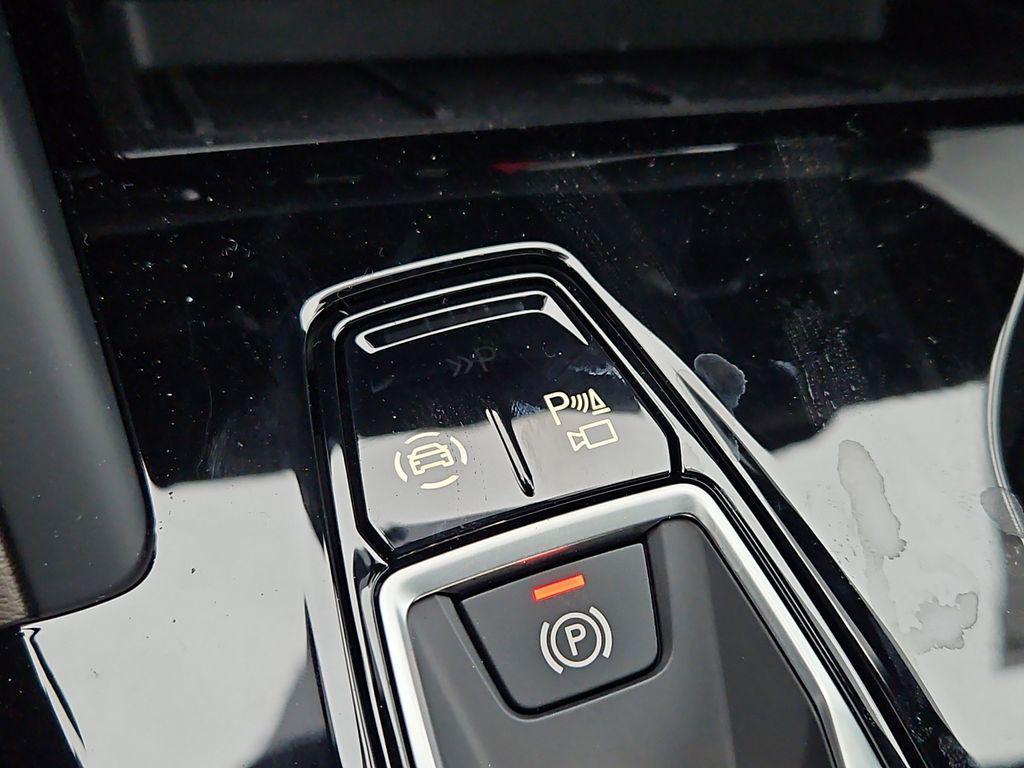 new 2025 Audi Q5 car, priced at $59,597