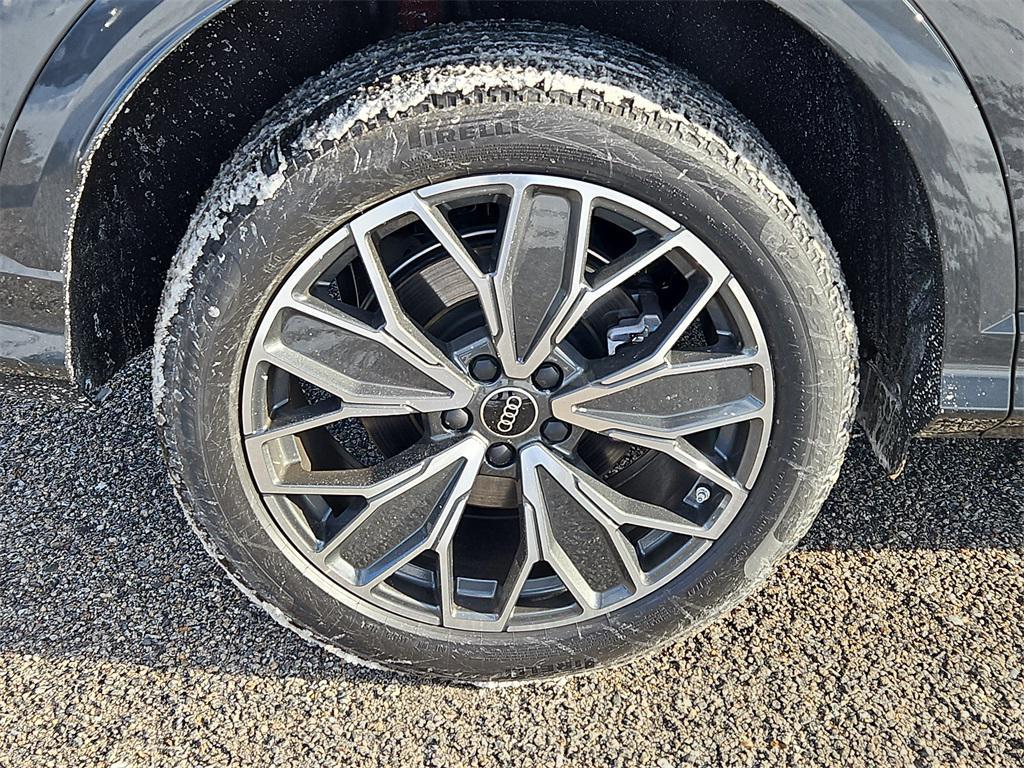 new 2025 Audi Q5 car, priced at $58,973