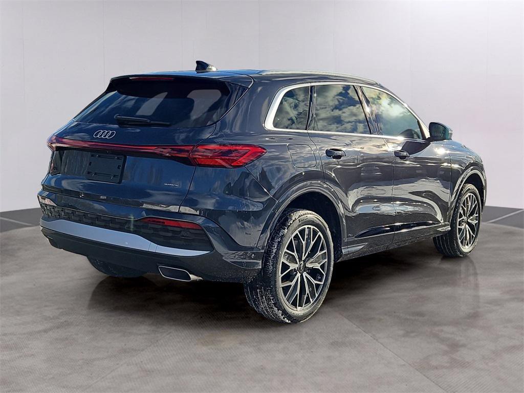 new 2025 Audi Q5 car, priced at $58,973