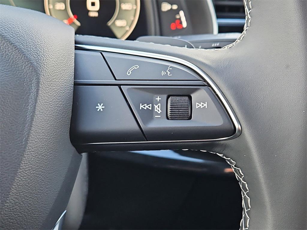 new 2026 Audi Q7 car, priced at $77,655