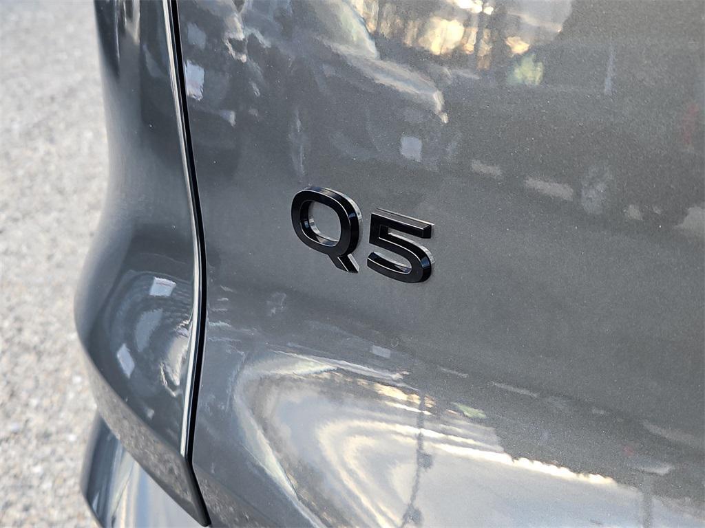 new 2025 Audi Q5 car, priced at $59,596