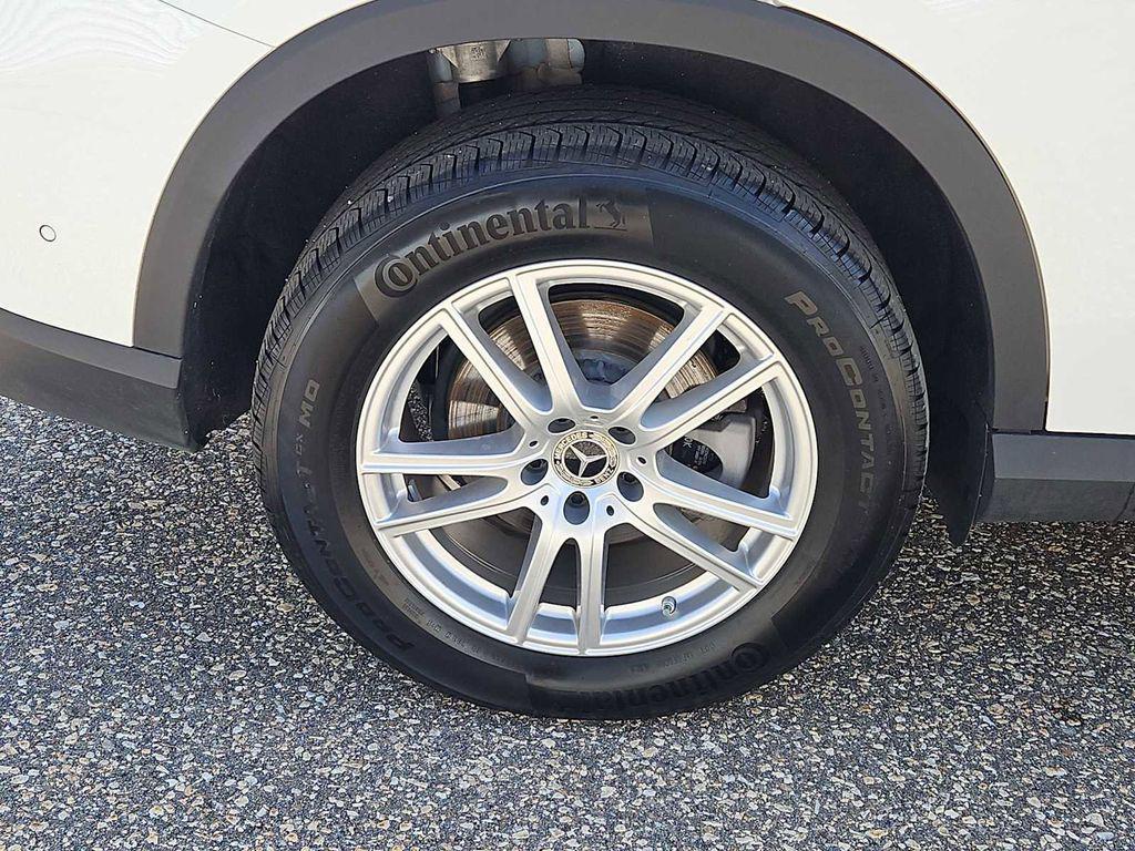 used 2025 Mercedes-Benz GLC 300 car, priced at $47,987