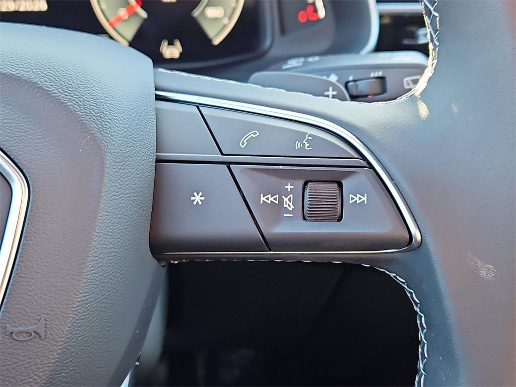 new 2026 Audi Q7 car, priced at $75,417