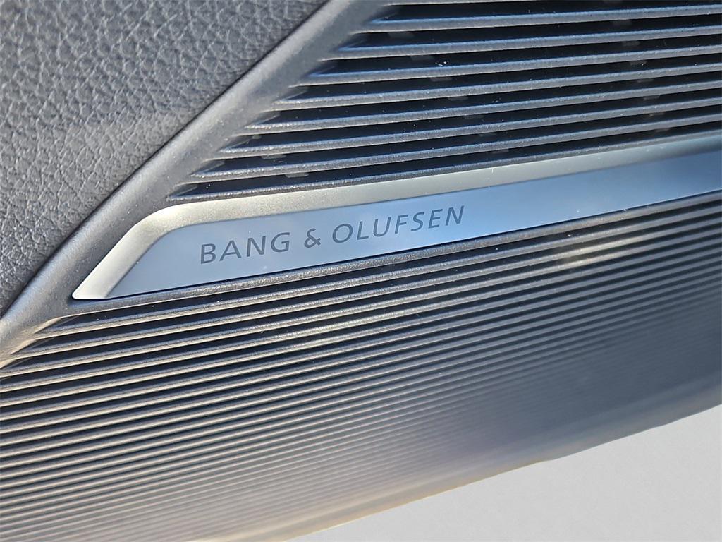 new 2026 Audi Q7 car, priced at $75,417