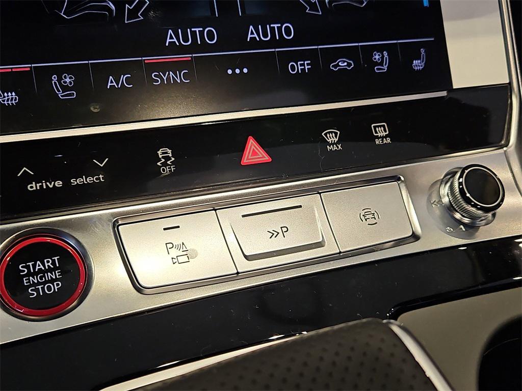 new 2026 Audi RS 7 car, priced at $149,745