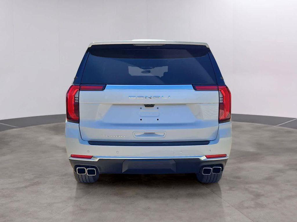 used 2025 GMC Yukon XL car, priced at $84,586