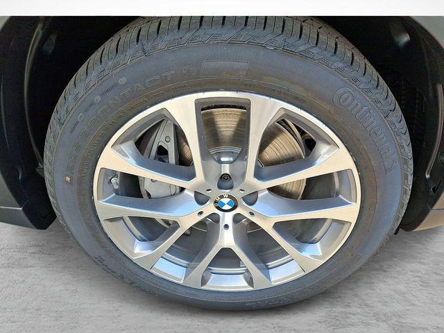 new 2026 BMW X5 PHEV car, priced at $85,650