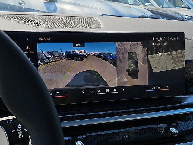 new 2026 BMW X7 car, priced at $102,305