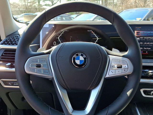 new 2026 BMW X7 car, priced at $93,855