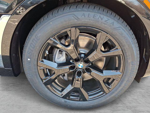 new 2026 BMW X7 car, priced at $93,855