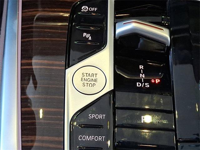 new 2026 BMW X7 car, priced at $91,250