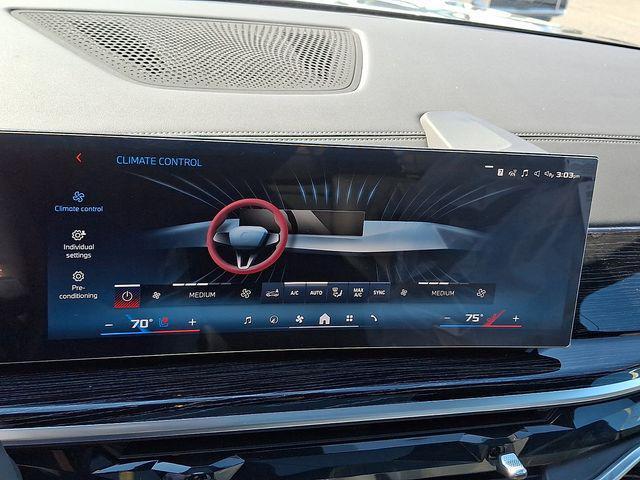 new 2026 BMW X7 car, priced at $125,855