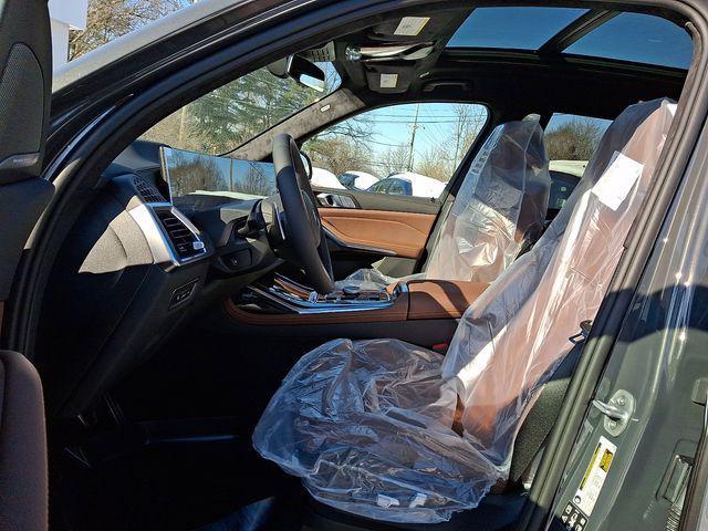 new 2026 BMW X7 car, priced at $101,000