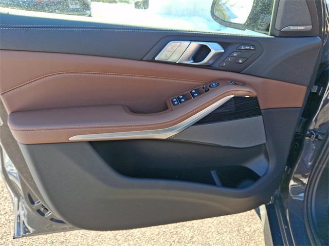 new 2026 BMW X7 car, priced at $101,000