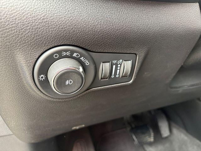used 2022 Jeep Compass car, priced at $21,252