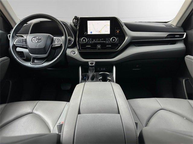 used 2023 Toyota Highlander car, priced at $36,075