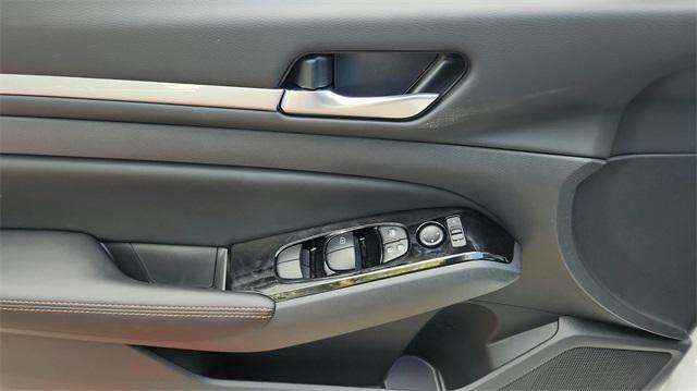 new 2025 Nissan Altima car, priced at $26,386