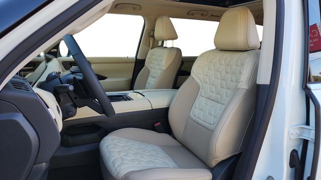 new 2025 Nissan Armada car, priced at $73,580